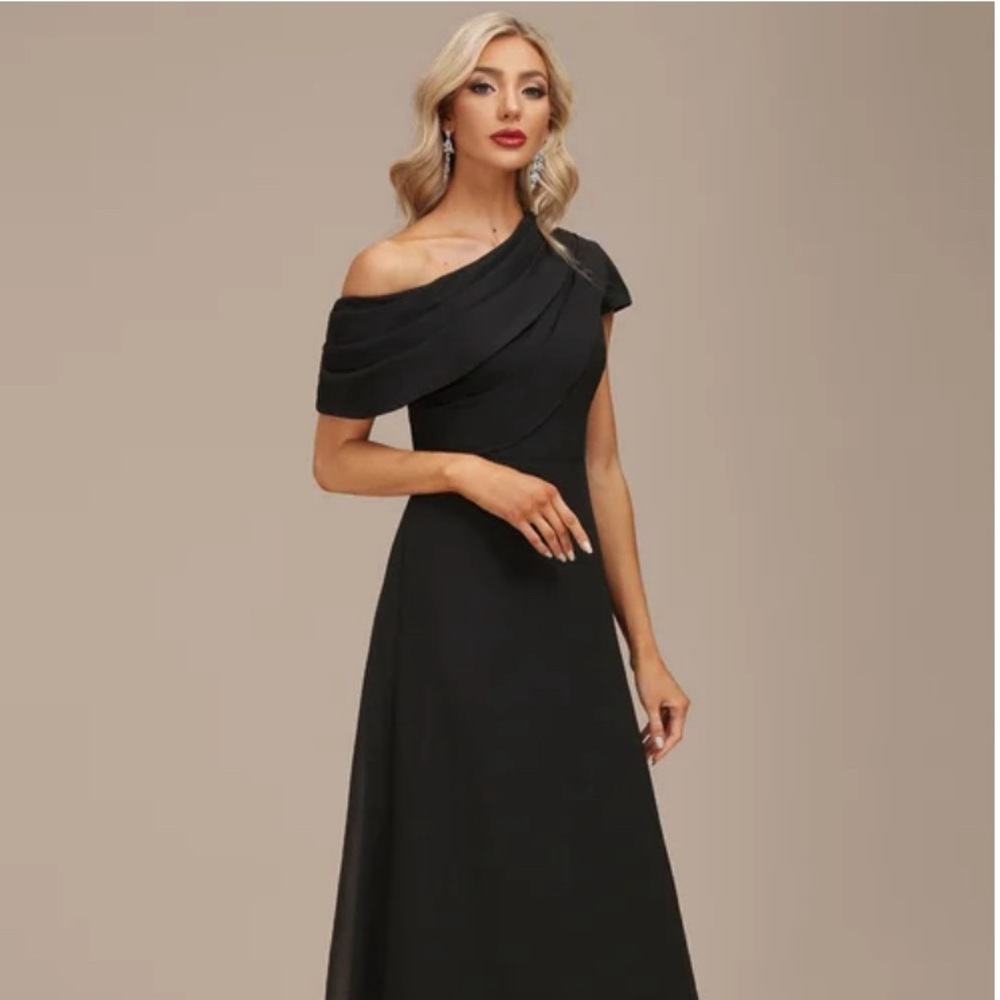 A-line Asymmetrical Floor-Length Chiffon Evening Dress. Worn once. Size 10.
